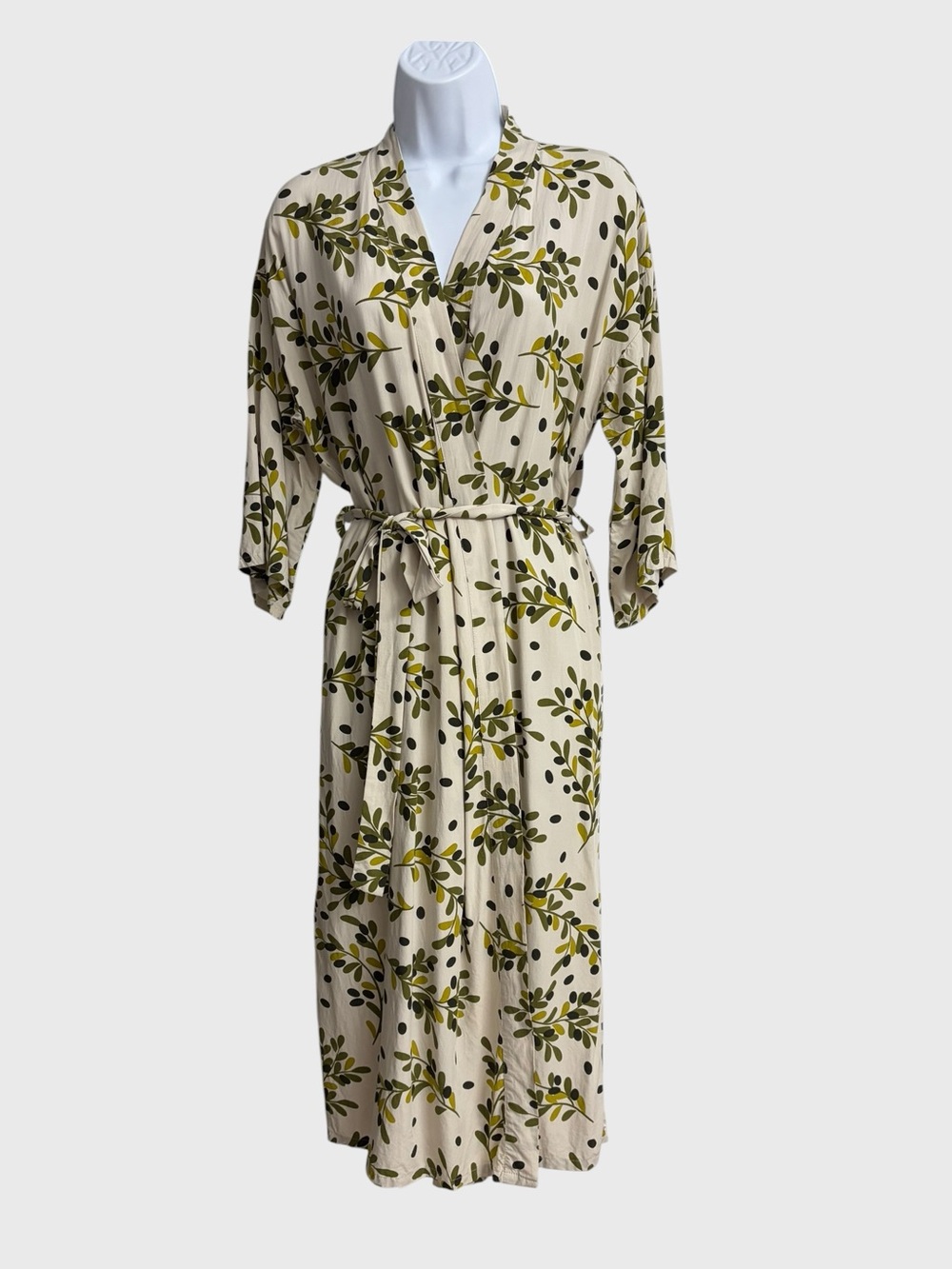 Day of Blossom Olive Leaf Lightweight Kimono Robe Women's Size S/M Cream Green